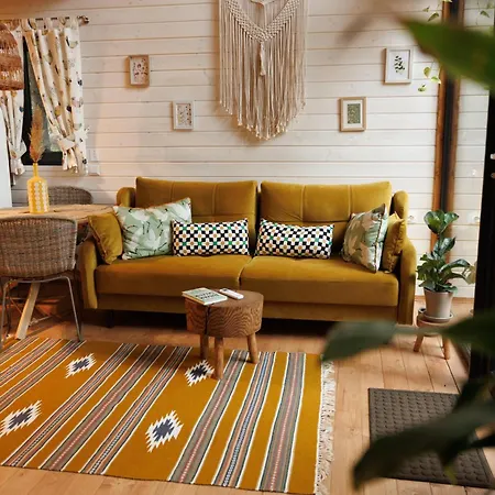 Chili Shale בקתה